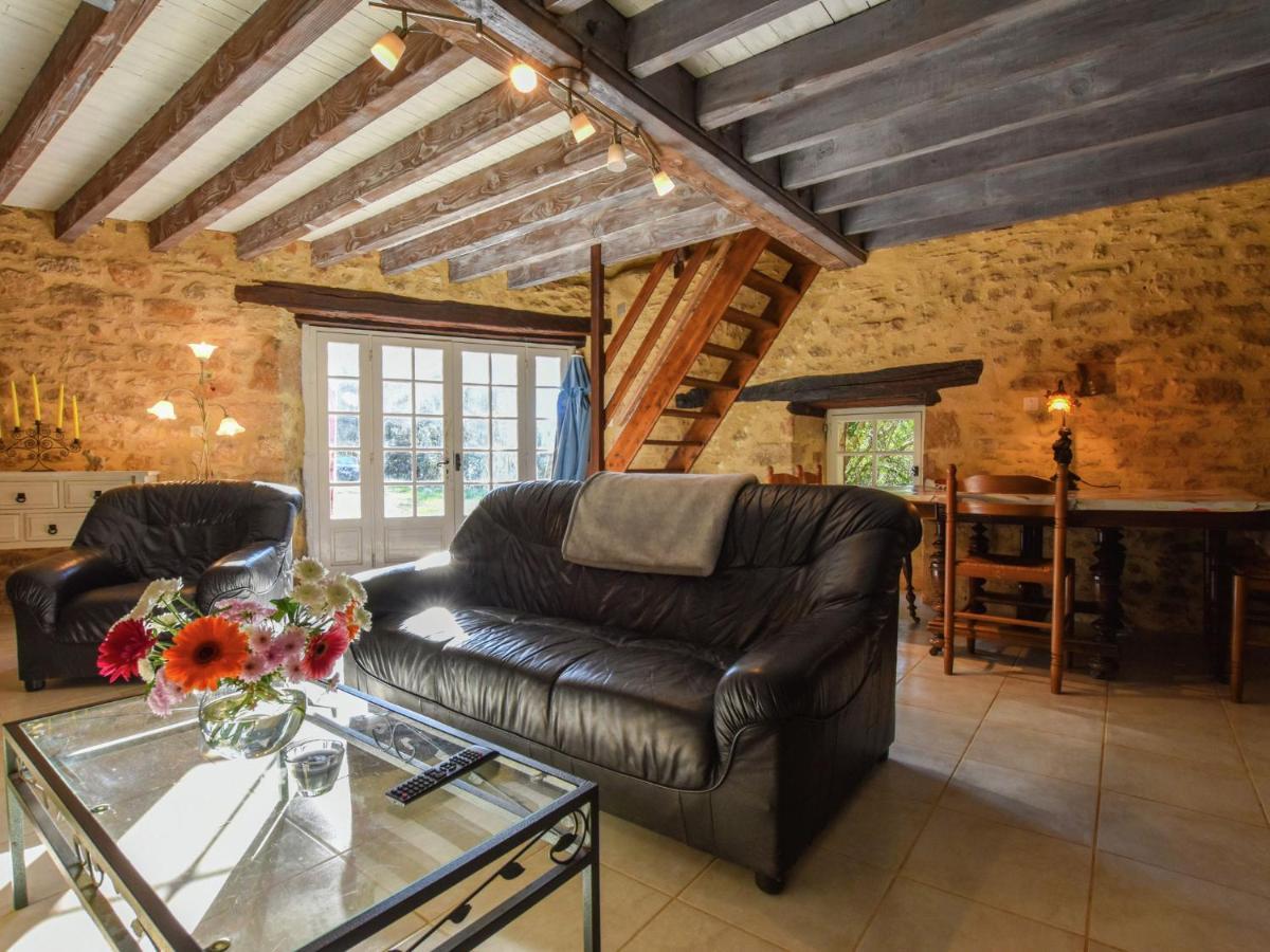 Cosy Holiday Home In Lantheuil With Garden Villefranche-du-Périgord Екстериор снимка