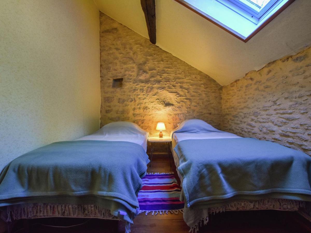 Cosy Holiday Home In Lantheuil With Garden Villefranche-du-Périgord Екстериор снимка