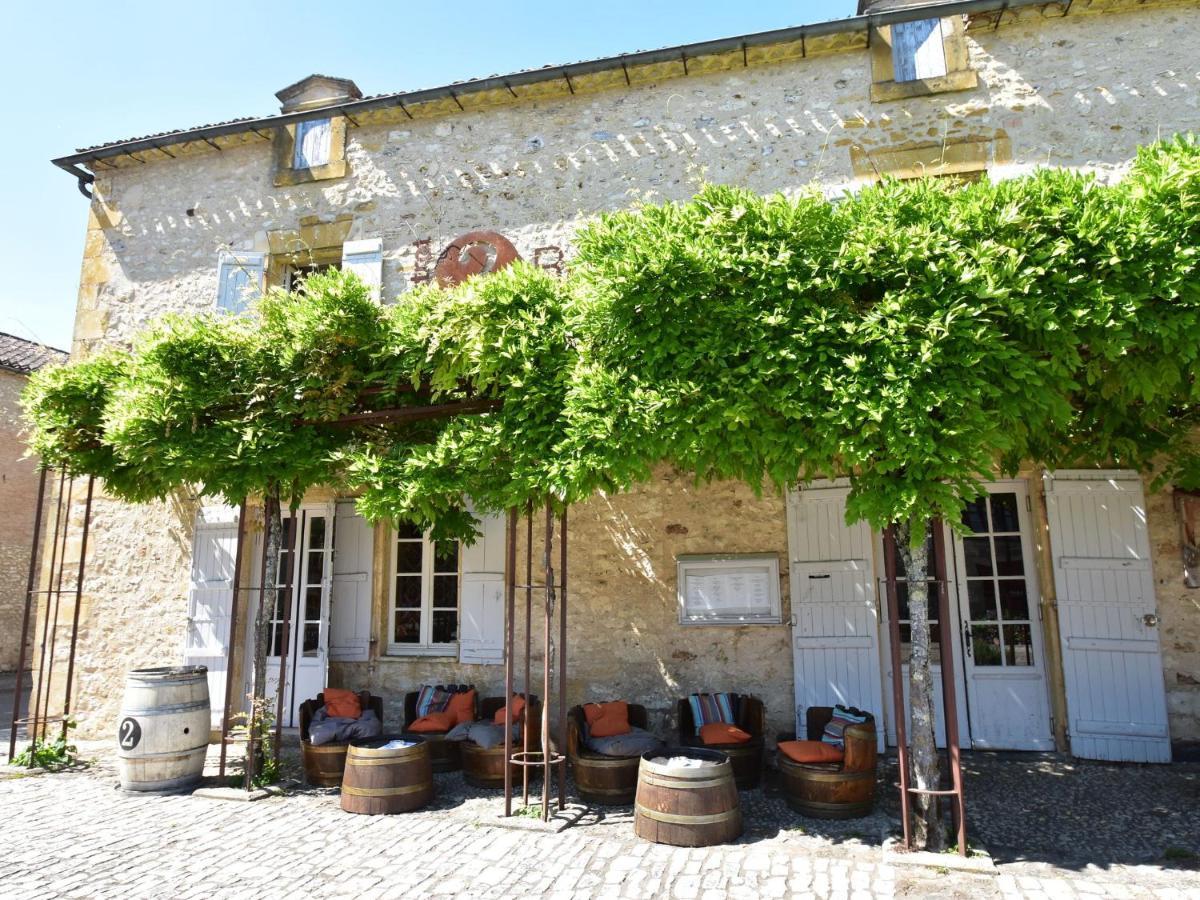 Cosy Holiday Home In Lantheuil With Garden Villefranche-du-Périgord Екстериор снимка