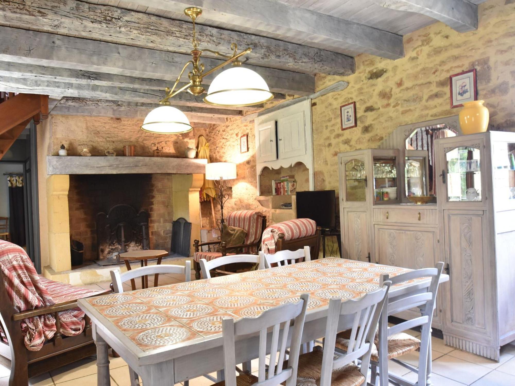 Cosy Holiday Home In Lantheuil With Garden Villefranche-du-Périgord Екстериор снимка